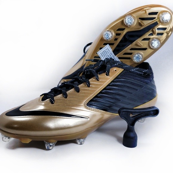 gold and black nike football cleats